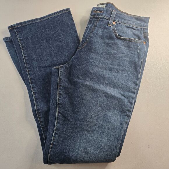 Levi's 515 Jeans Women's 10 Blue Med Wash Bootcut Slight Distress Button Pockets - Picture 7 of 16